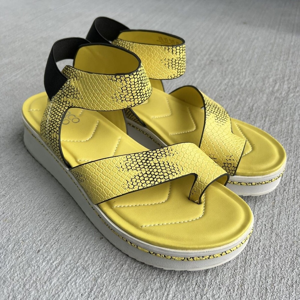 Franco Sarto Elliot Snake Embossed Platform Wedge Yellow Sandals Sz 10